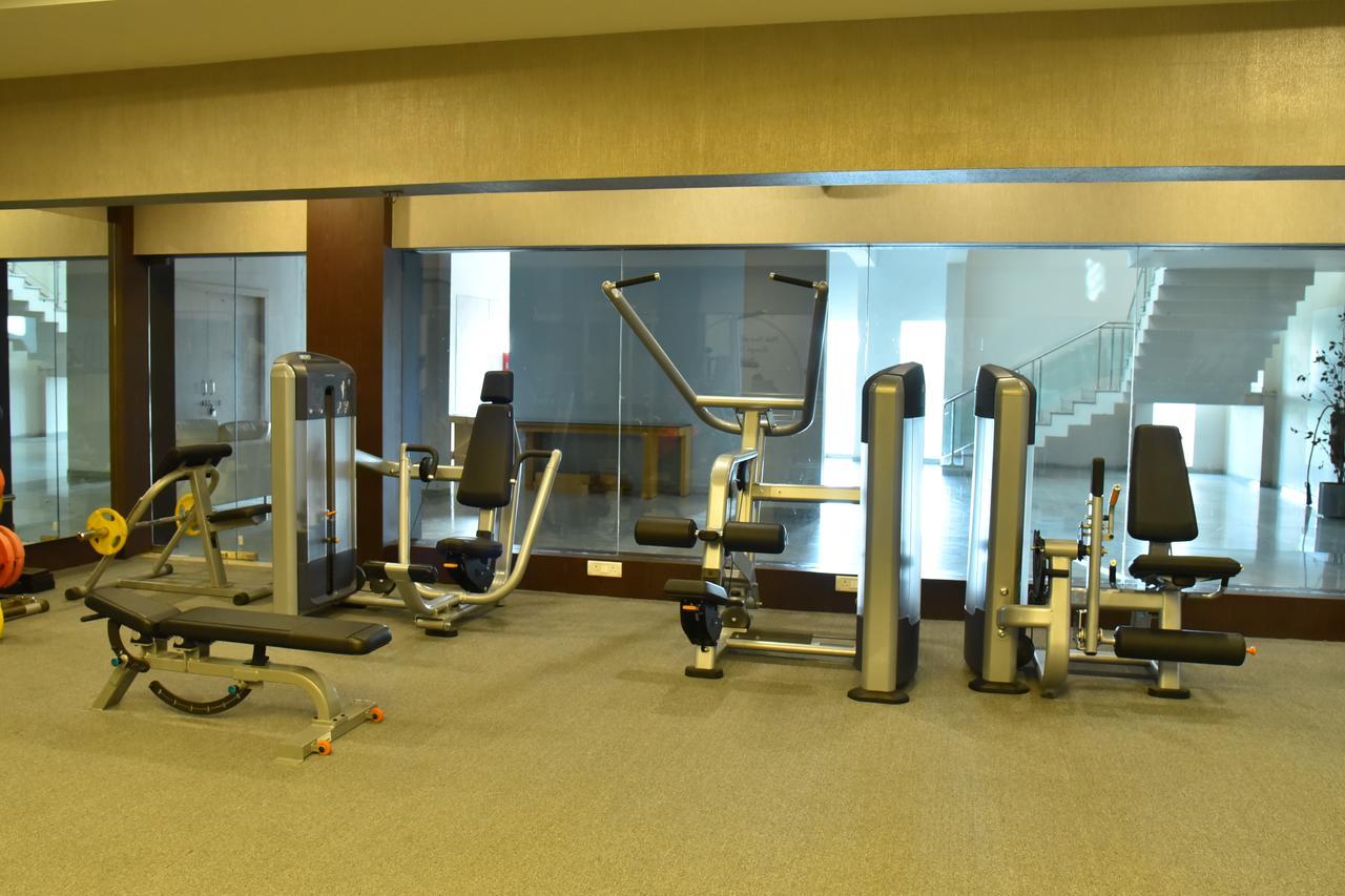 Seasons Rajkot Hotel Екстериор снимка